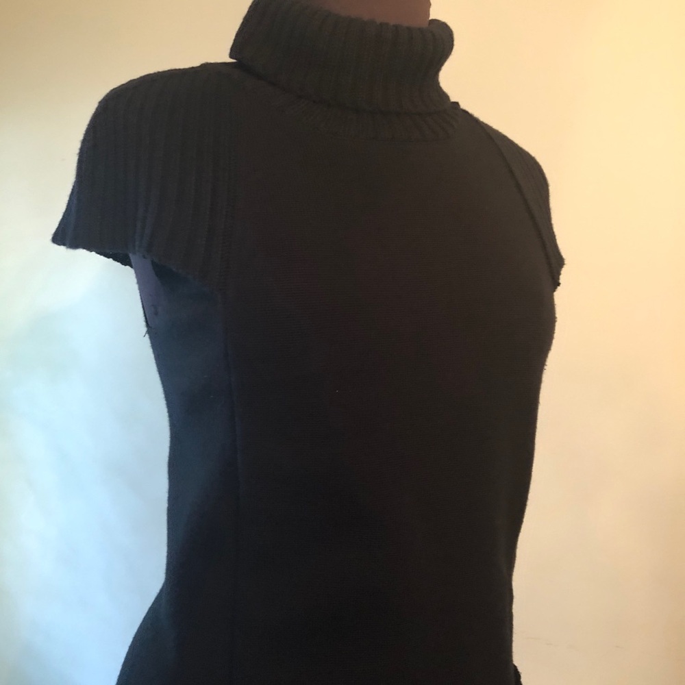 Knitted black dress - Picture 5 of 10